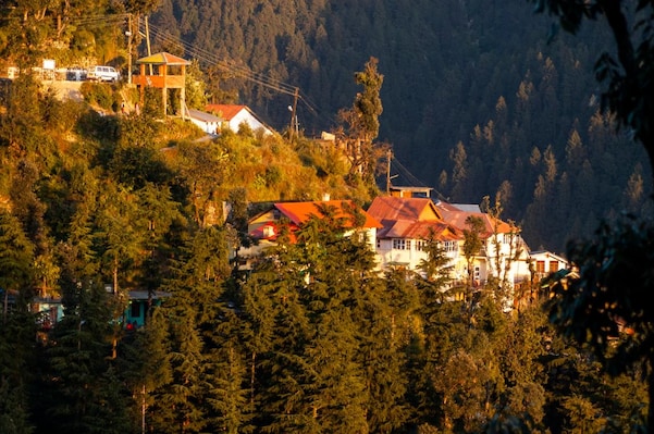 Dalhousie_tv_destination_img_4