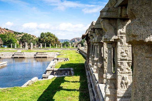 Hampi_tv_destination_img_4