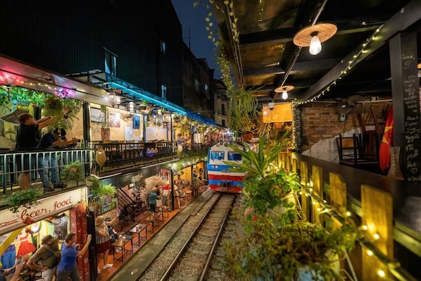 Hanoi_tv_destination_img_7