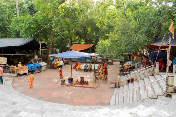 Tarapith_tv_destination_img_5