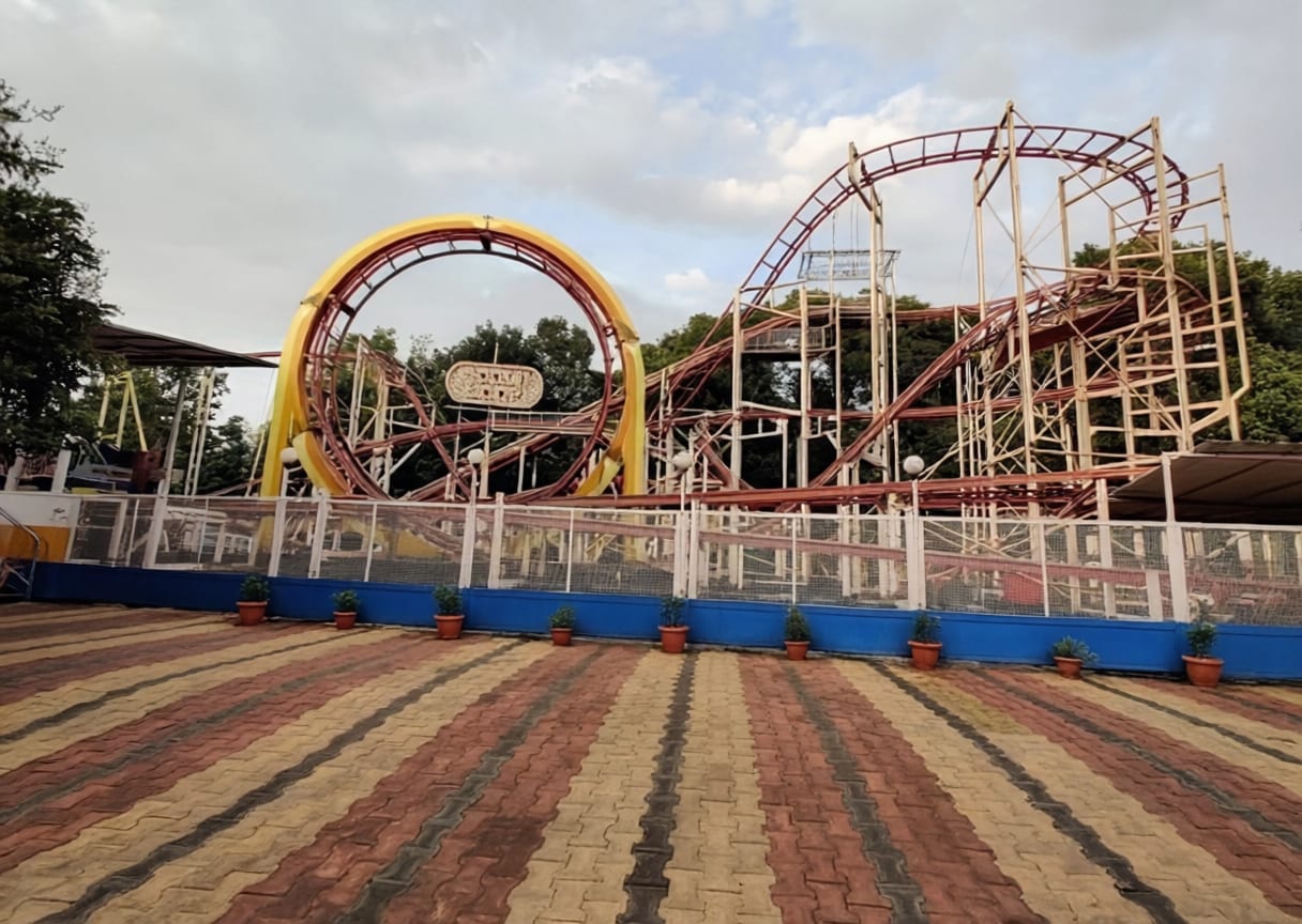 Mumbai Essel hoola loop roller