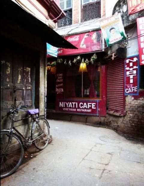 Niyati Cafe