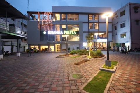 Khanna Fiesta