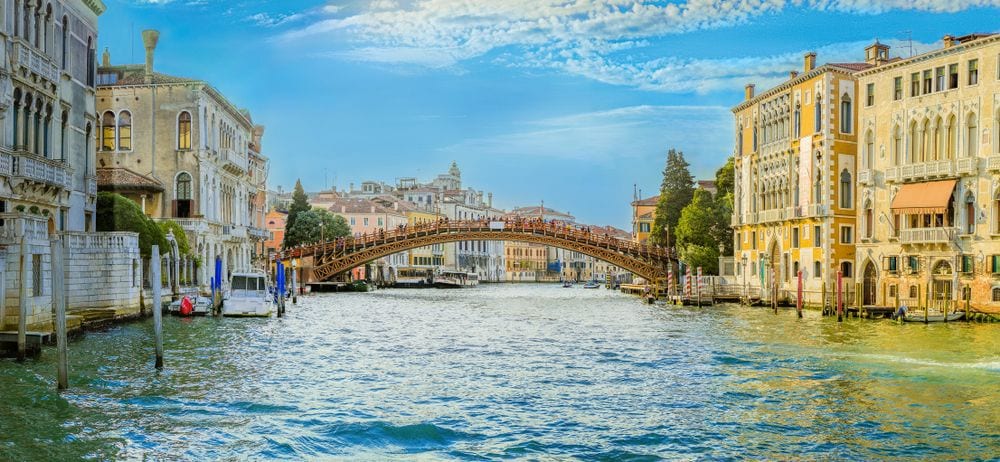 Ponte_dell_Accademia_Bridge_1