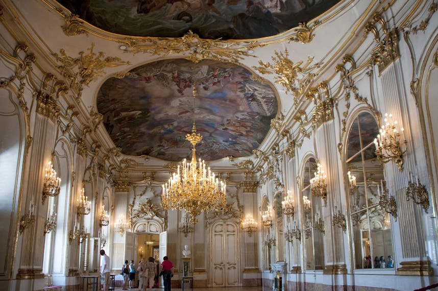 Schonbrunn_Palace_3