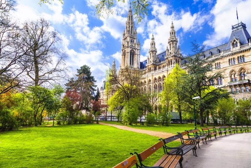 Vienna_City_Hall_2