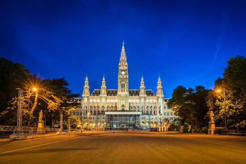 Vienna_City_Hall_3