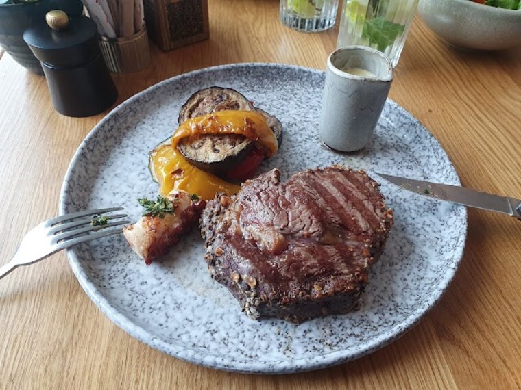 Floor_No_2_Restaurant_3