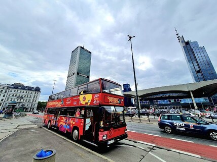 Hop on Hop off Bus Tour Warsaw