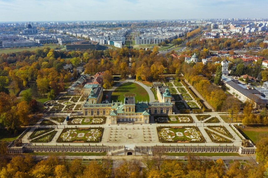 Wilanow_Palace_Museum_and_Park_3