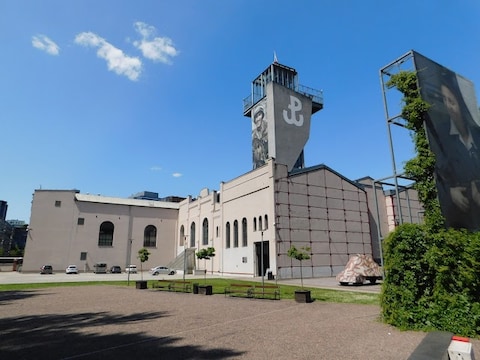 Warsaw Uprising Museum