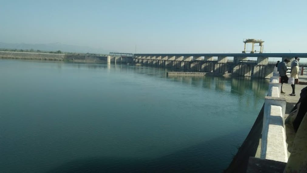 Hathni_Kund_Barrage_1