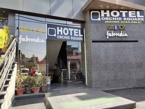 Hotel Orchid Square