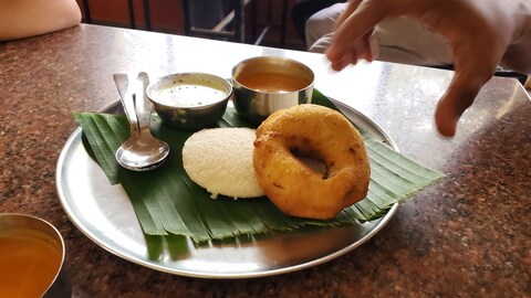 Mahesh Prasad Veg Restaurant