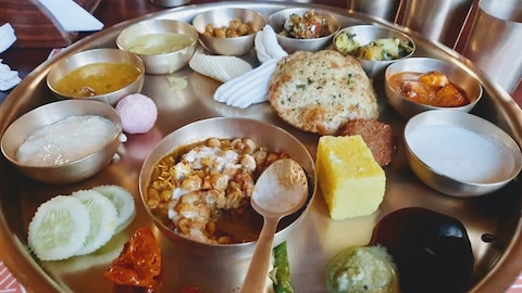 Shree Shivay Thali Dining Varanasi