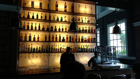 Tattenham Corner Lounge Bar