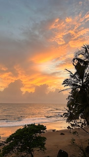 Grandmother's Hole Beach