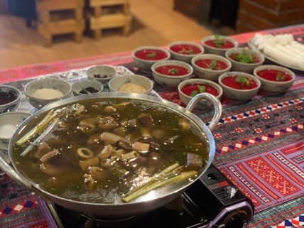 Thang co A Quynh Restaurant