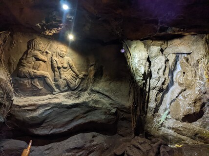 Gufha Restaurant, Hubli