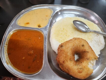 Pavithra Idli Hotel