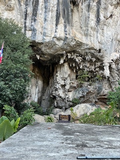 Diamond Cave / Phra Nang Nai Cave