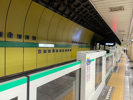 Shin-ochanomizu Sta.