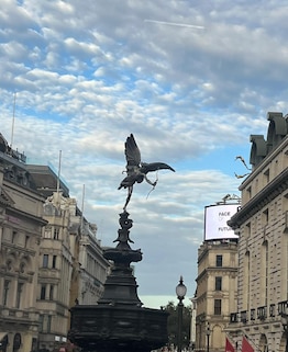 Piccadilly Circus