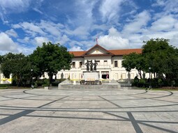 Lanna Folklife Centre