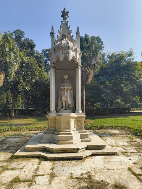 Barandari Garden
