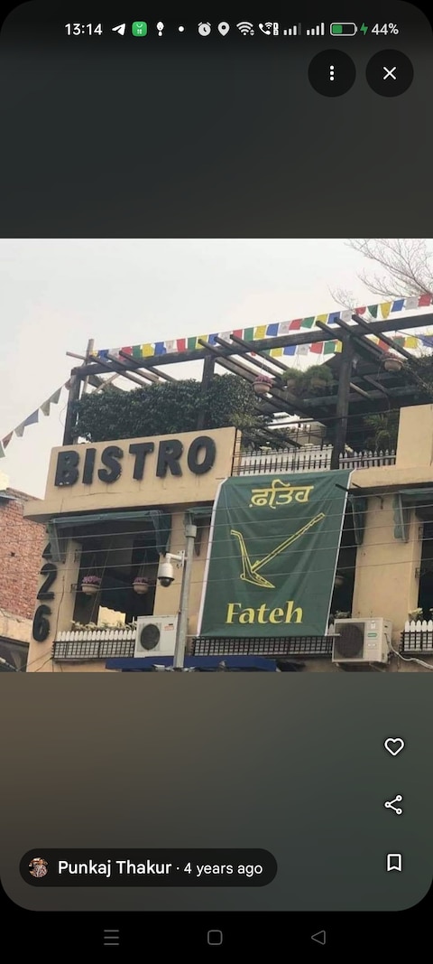 Bistro 226