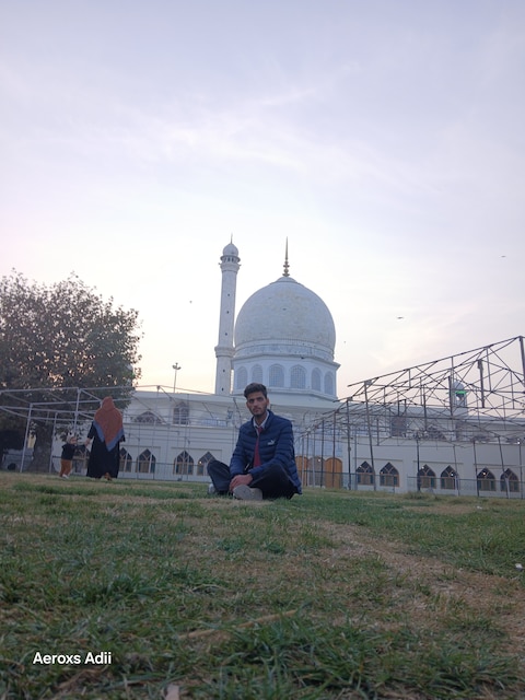 Dargah Hazratbal Shrine