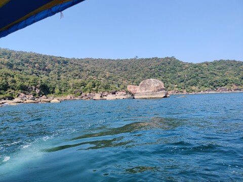 Honeymoon beach