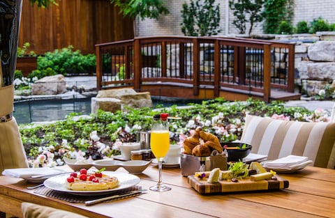 Maison Boulud