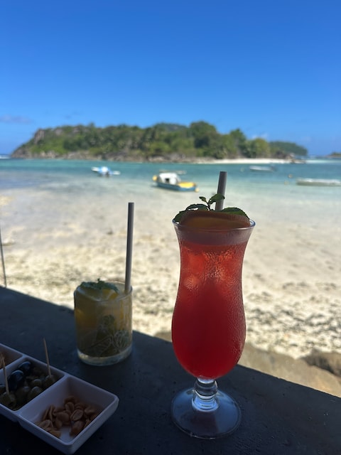 Del Place Restaurant