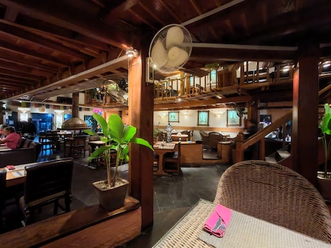Moondance Restaurant & Bar