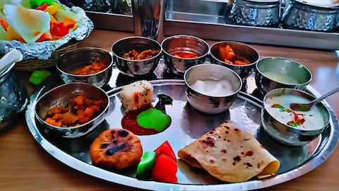 Royal Zayka Restaurant