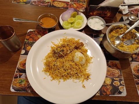 SS Palace Multicuisine Restaurant