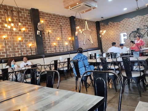 Agrawal Restaurant SINCE 1969- BEST RESTAURANT IN MATHURA