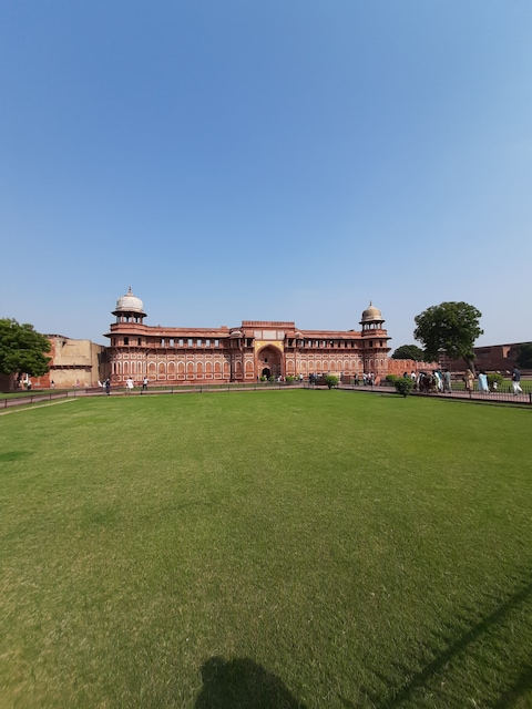 Jahangir Palace
