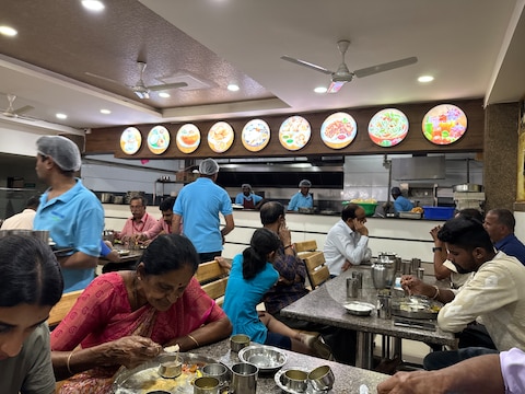 Hotel Shruthi Veg