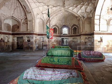Meer Nawab Shah Saiyed Qutubuddin Tomb