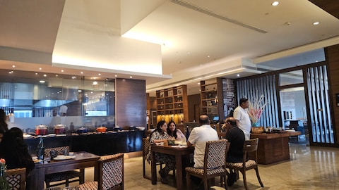 Cafe Oriza- Hyatt Raipur