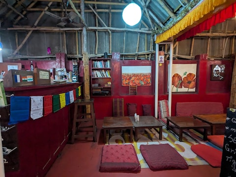 Le Yogi Restaurant