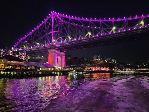 Howard Smith Wharves