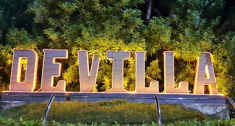 De' Villa Garden Restro Lounge