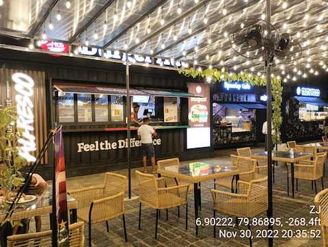 Arcade Independence Square