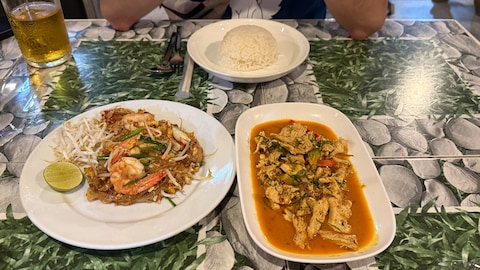 Khunya (Khun Yaa) Seafood Restaurant