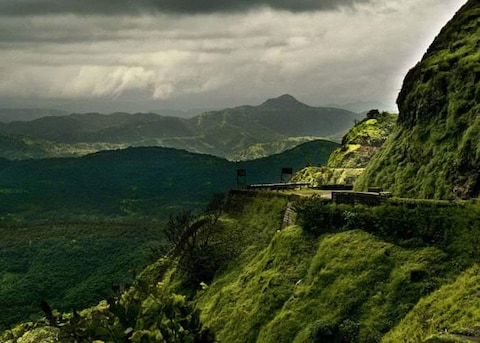 Sunset cafe lonavala Khandala rajmachi point 0702