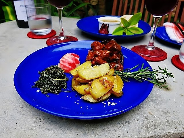Emerson_Spice_Tea_House_Restaurant_2